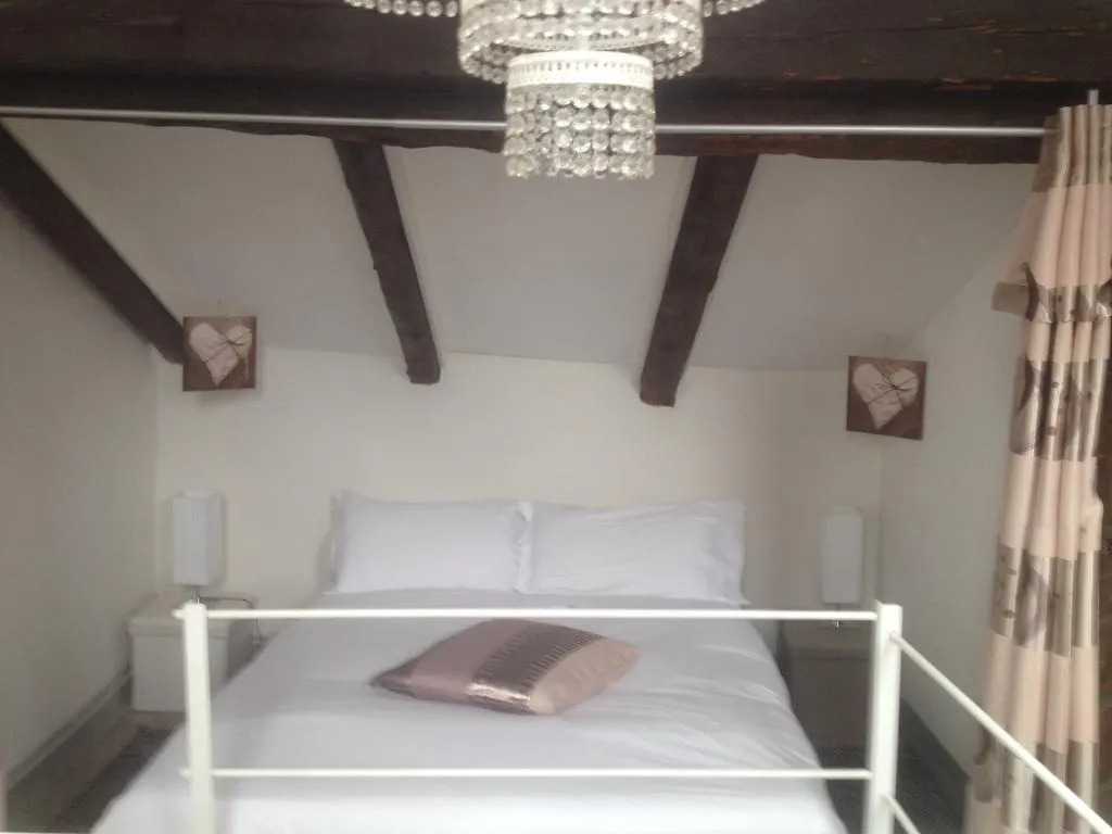 19 Borgo Cavour Bed & Breakfast Treviso Italy